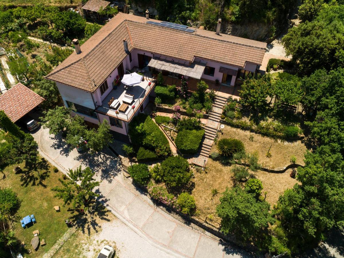 Albachiara Bed & Breakfast